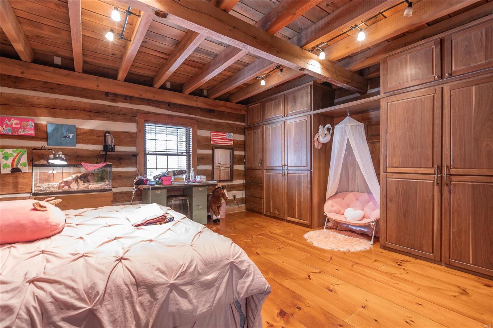 Cedar and 3rd Condos - Residential