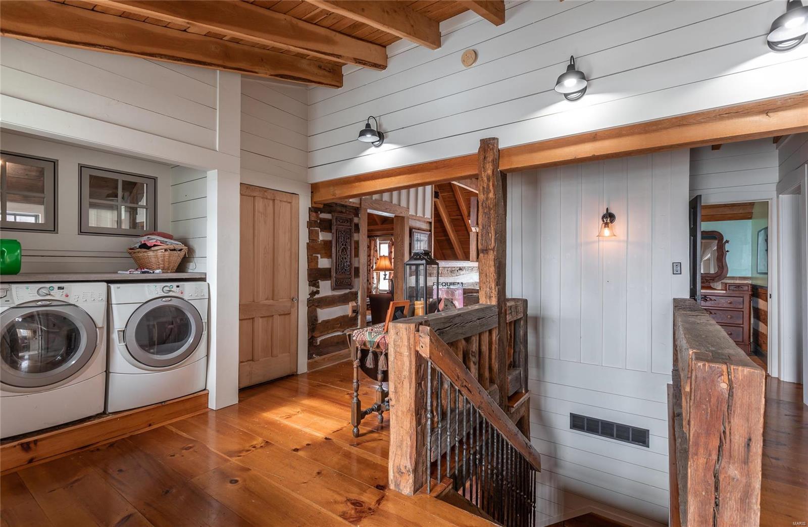 Cedar and 3rd Condos - Residential