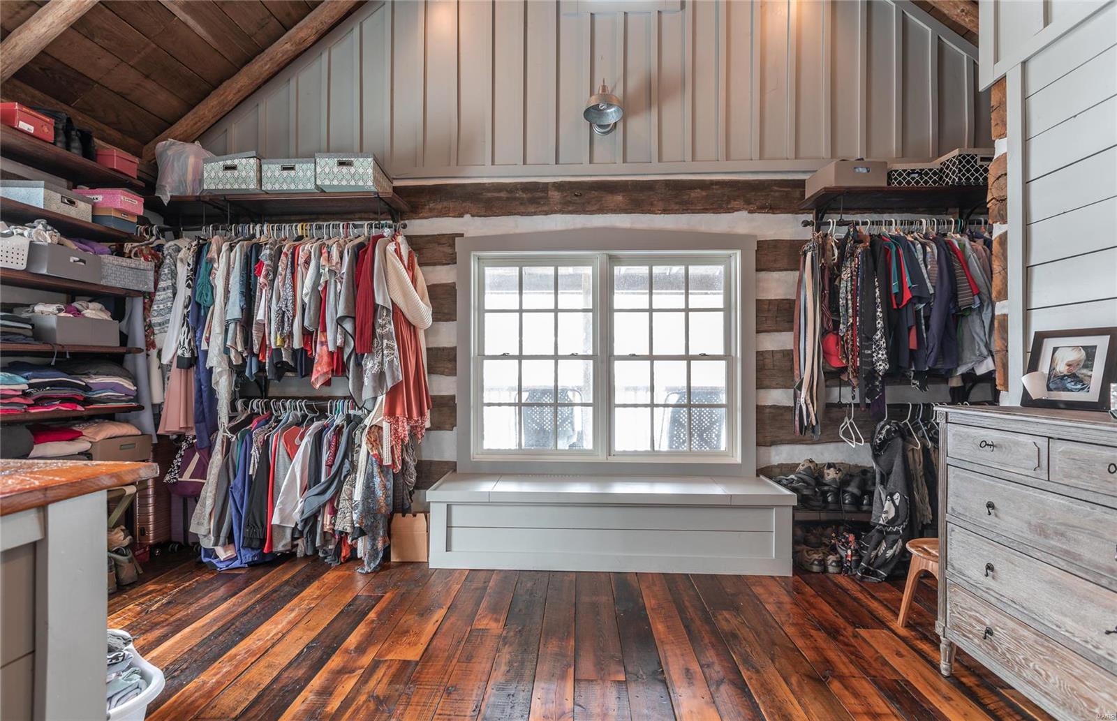 Cedar and 3rd Condos - Residential