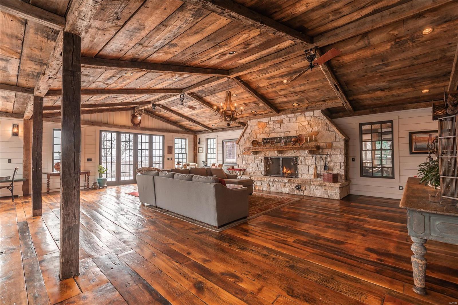 Cedar and 3rd Condos - Residential