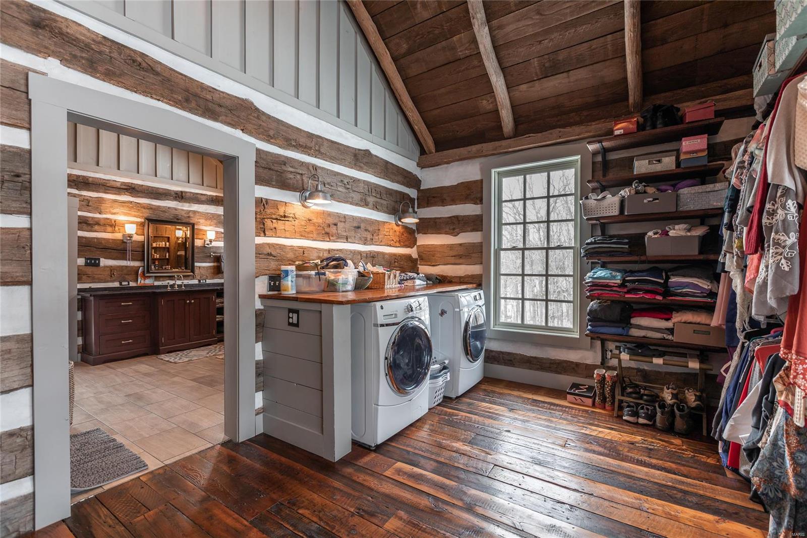 Cedar and 3rd Condos - Residential