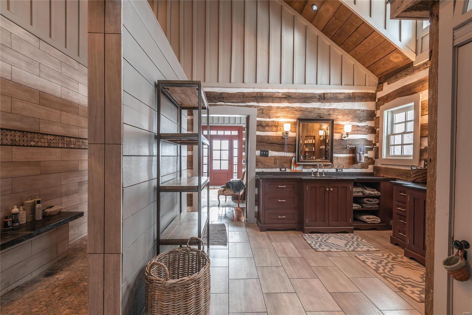 Cedar and 3rd Condos - Residential