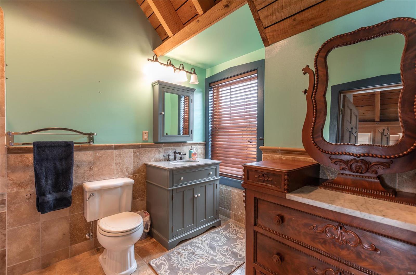 Cedar and 3rd Condos - Residential