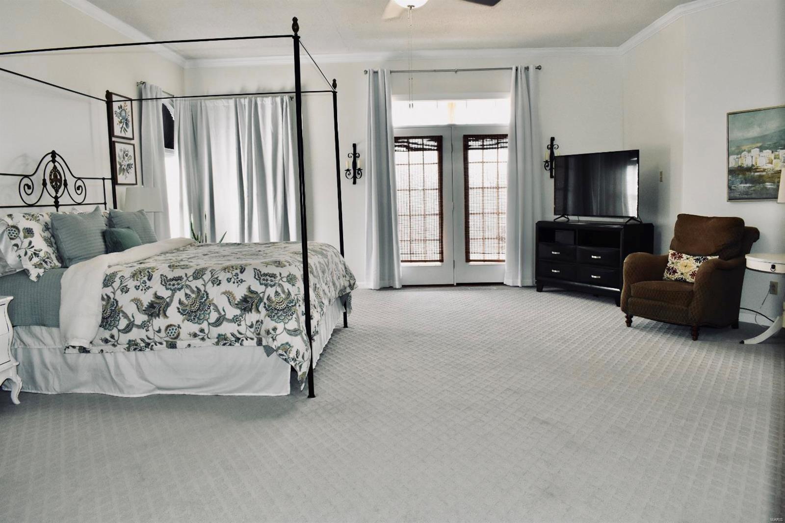 Woodland Acres - Residential