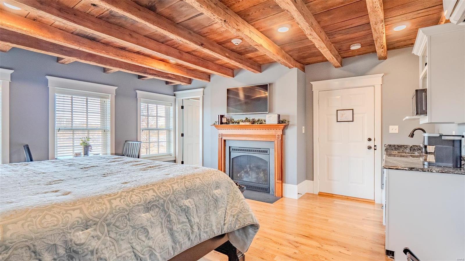 none - Commercial Sale