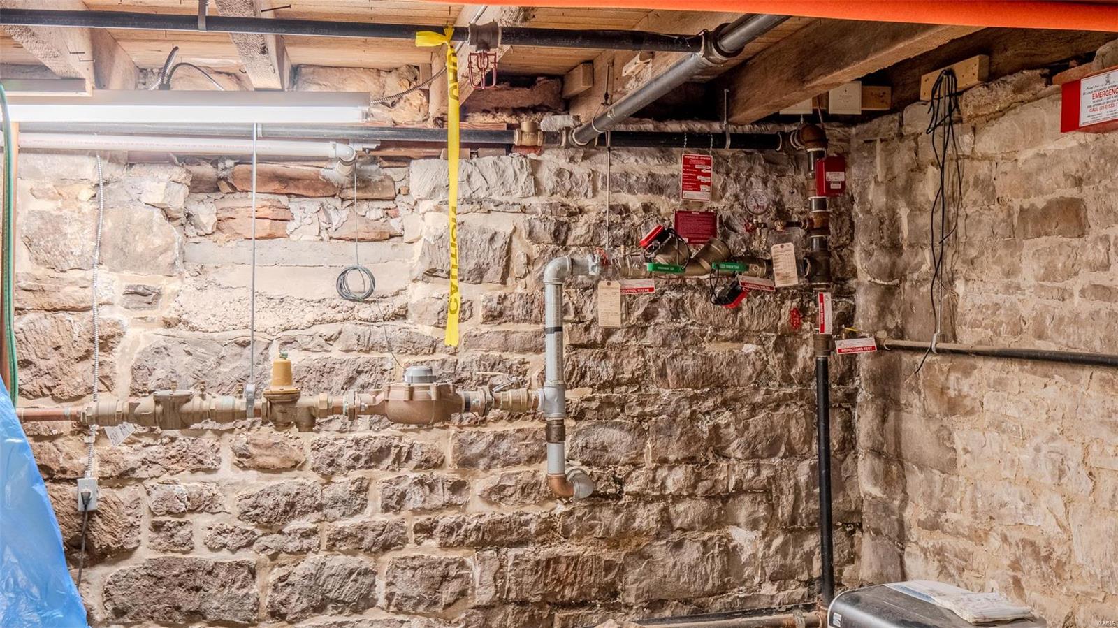 none - Commercial Sale