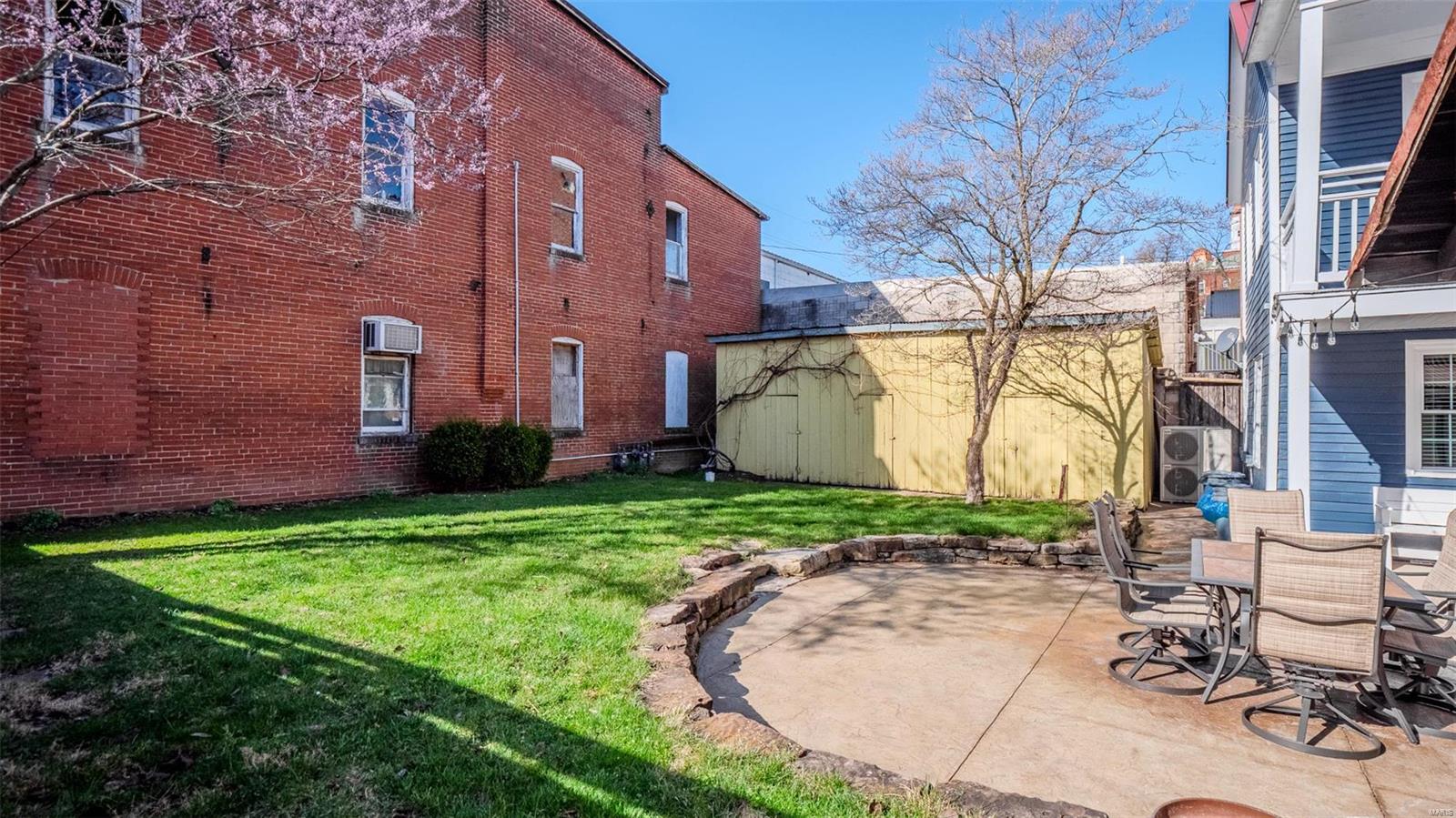 none - Commercial Sale