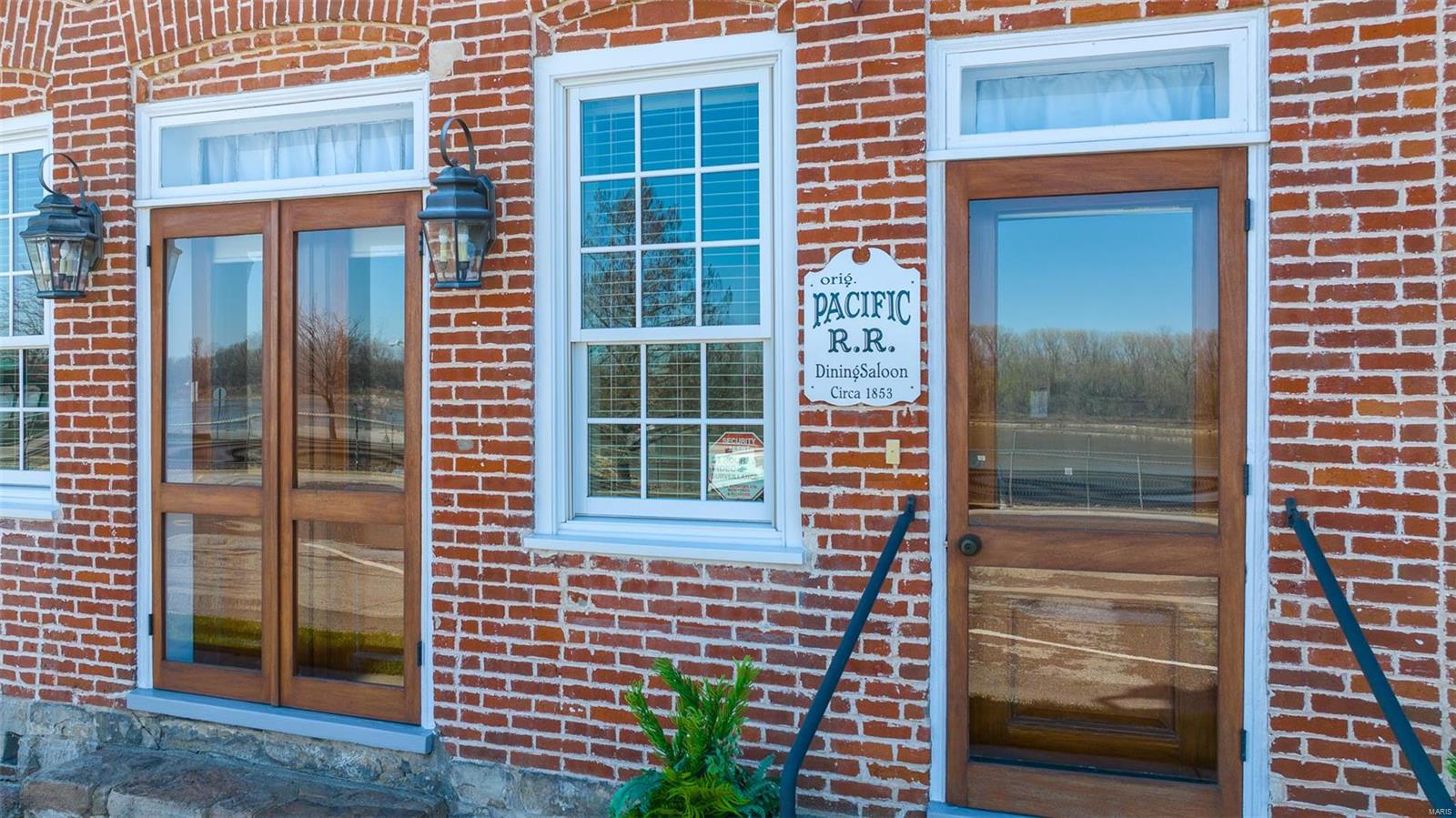 none - Commercial Sale