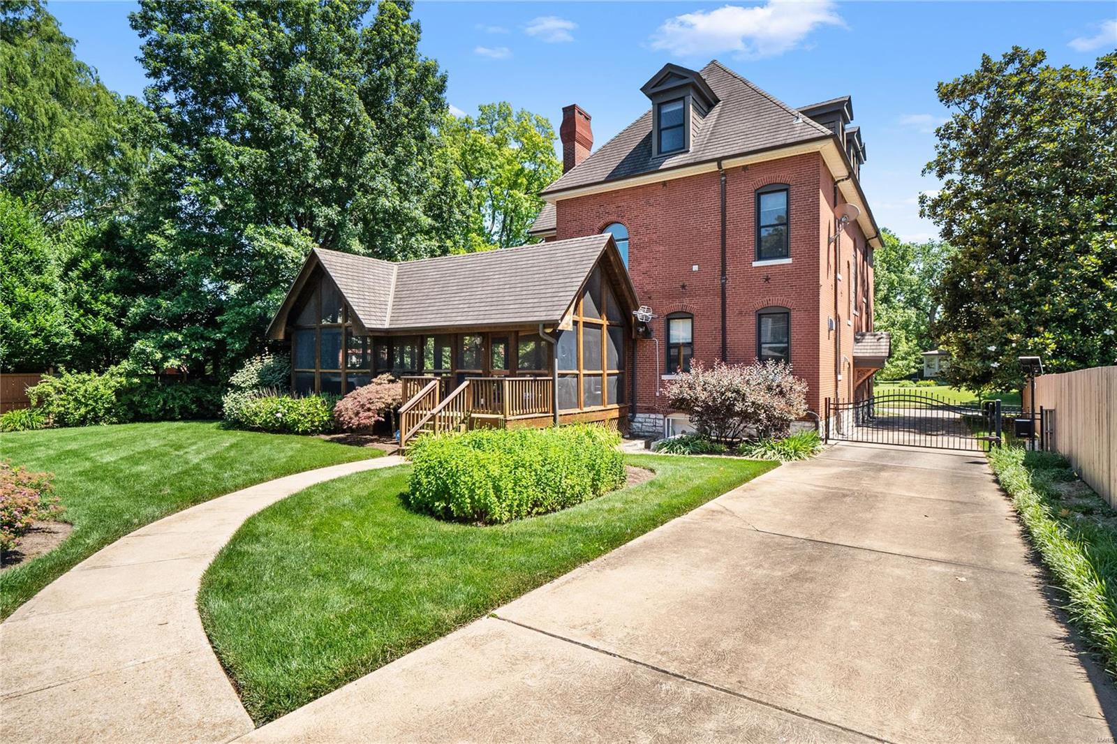 Compton Heights - Residential