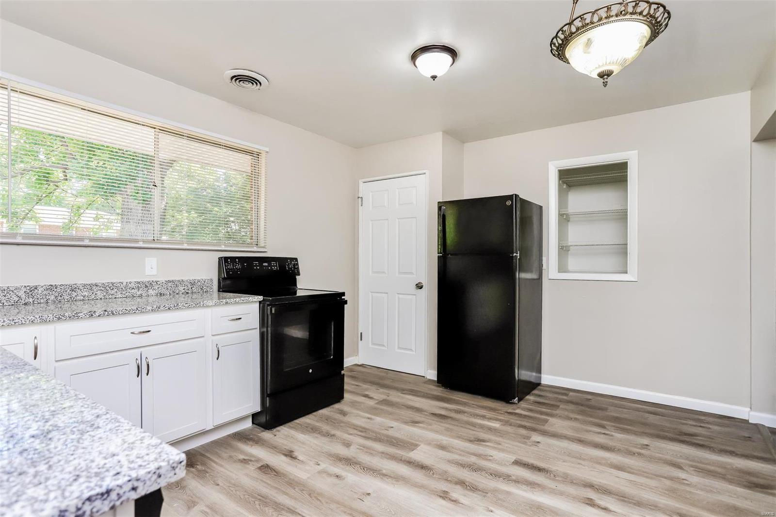 Larimore Hills - Residential Lease