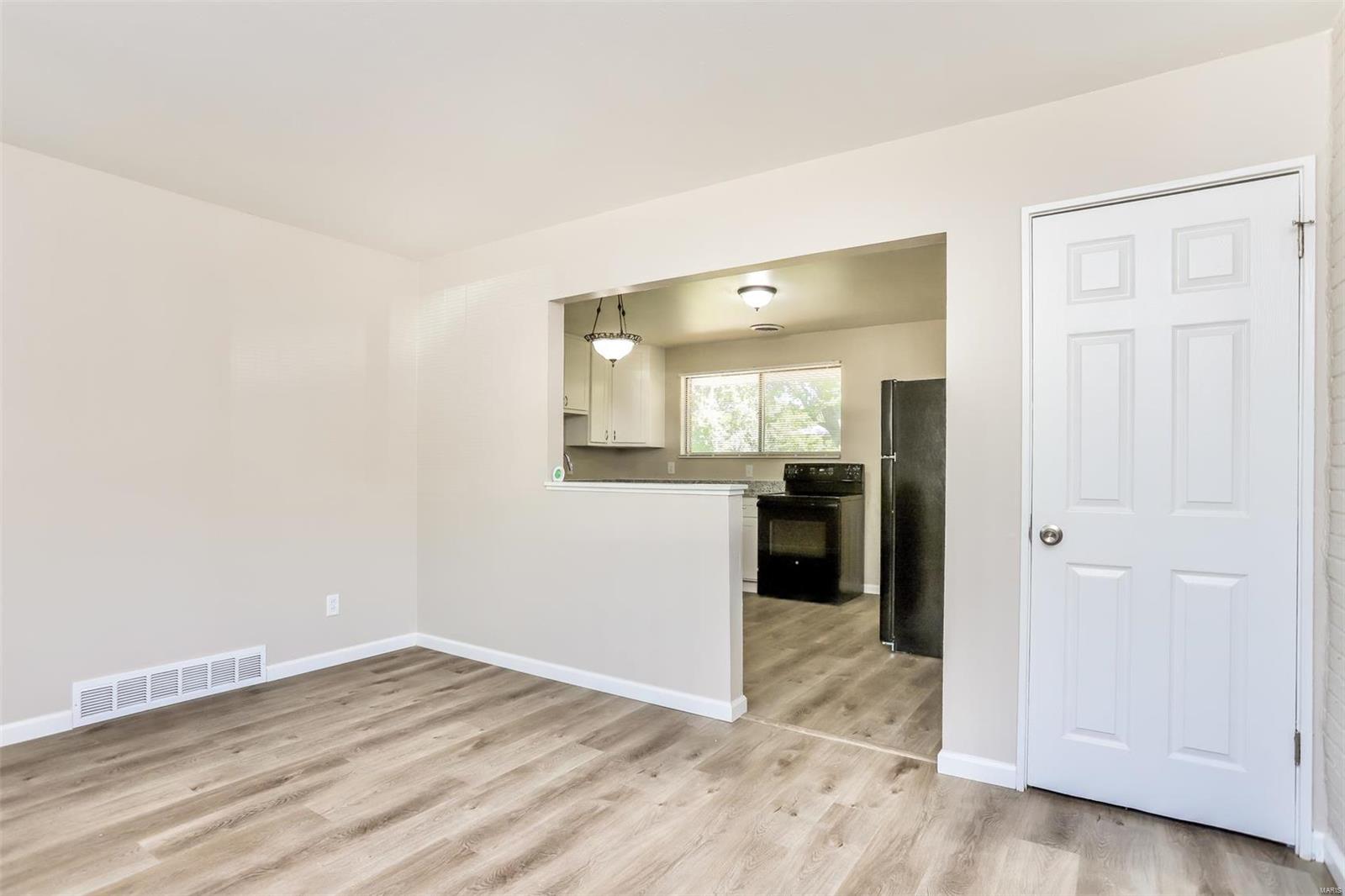 Larimore Hills - Residential Lease