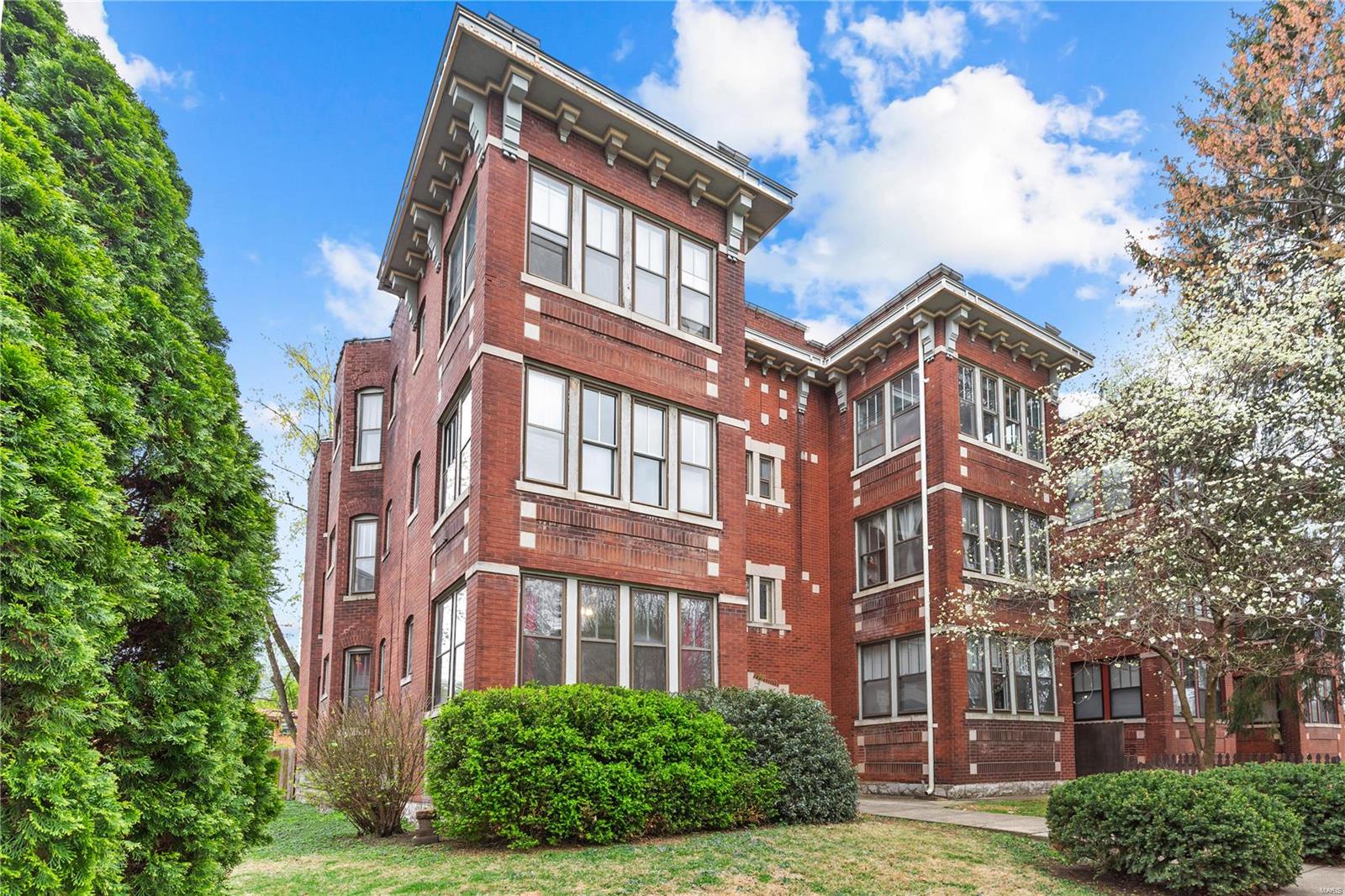 Lafayette Square - Residential