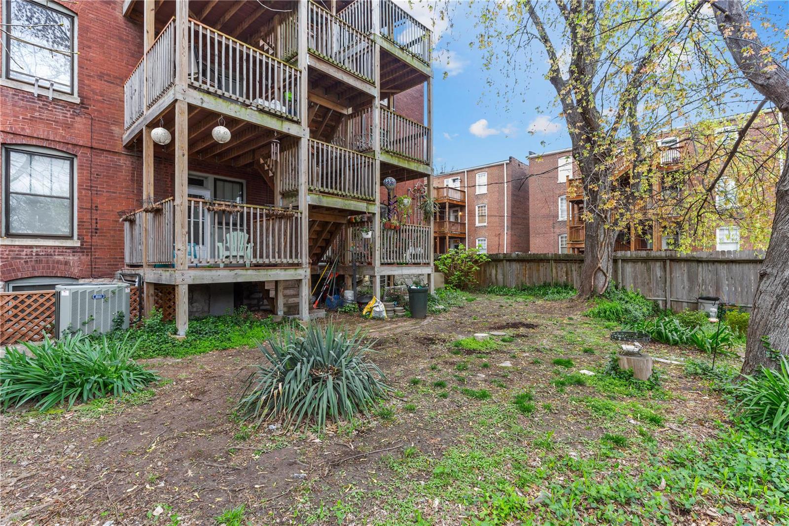 Lafayette Square - Residential