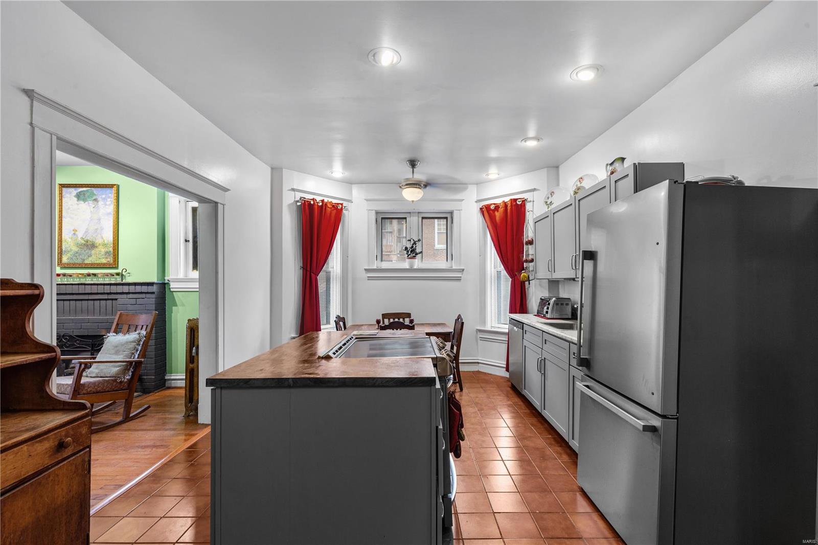 Lafayette Square - Residential