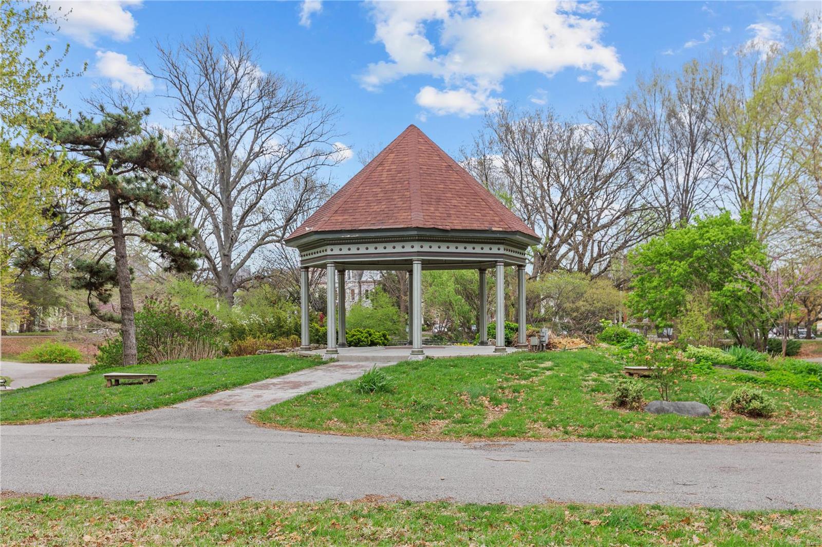 Lafayette Square - Residential