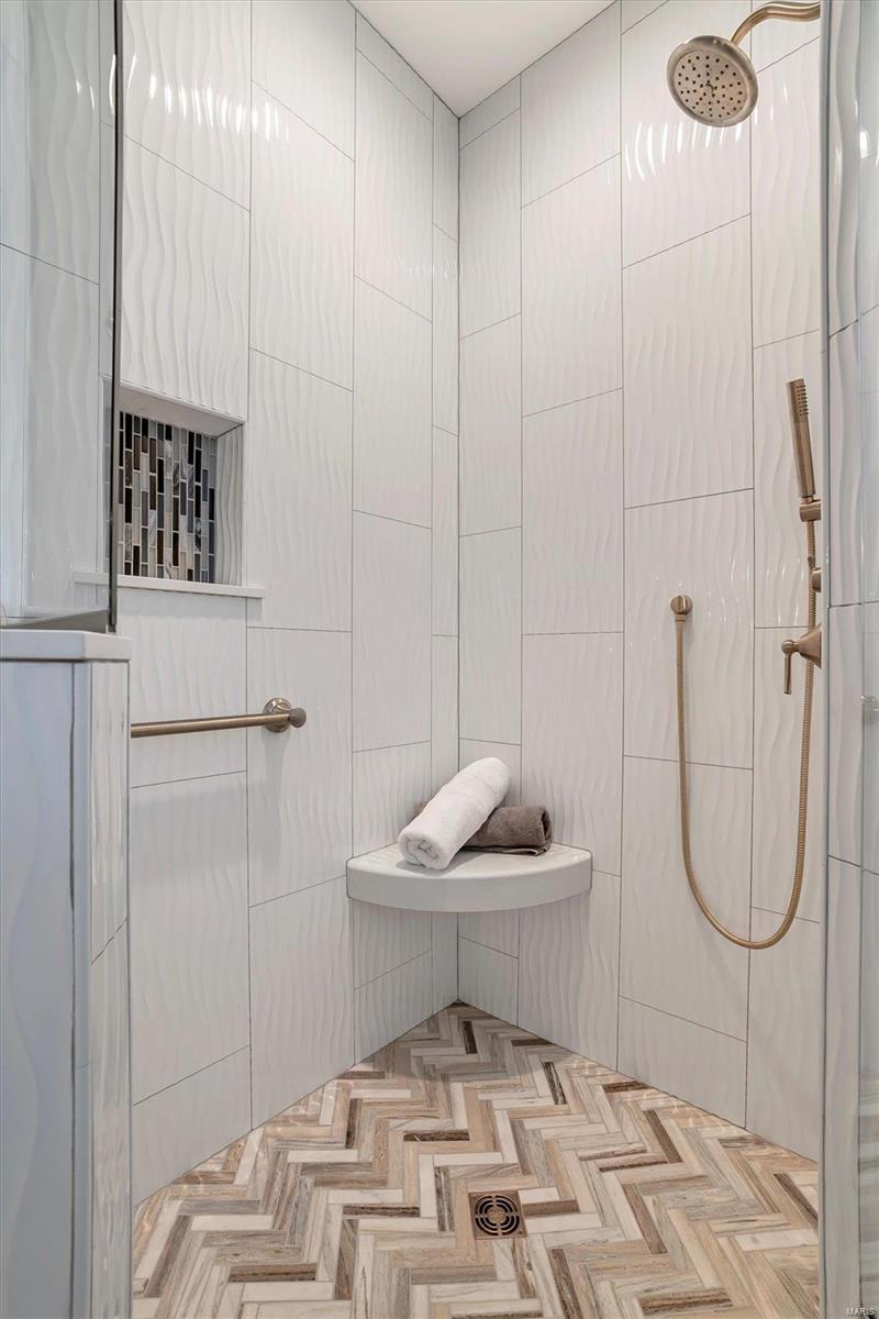 Roosevelt Estates - Residential