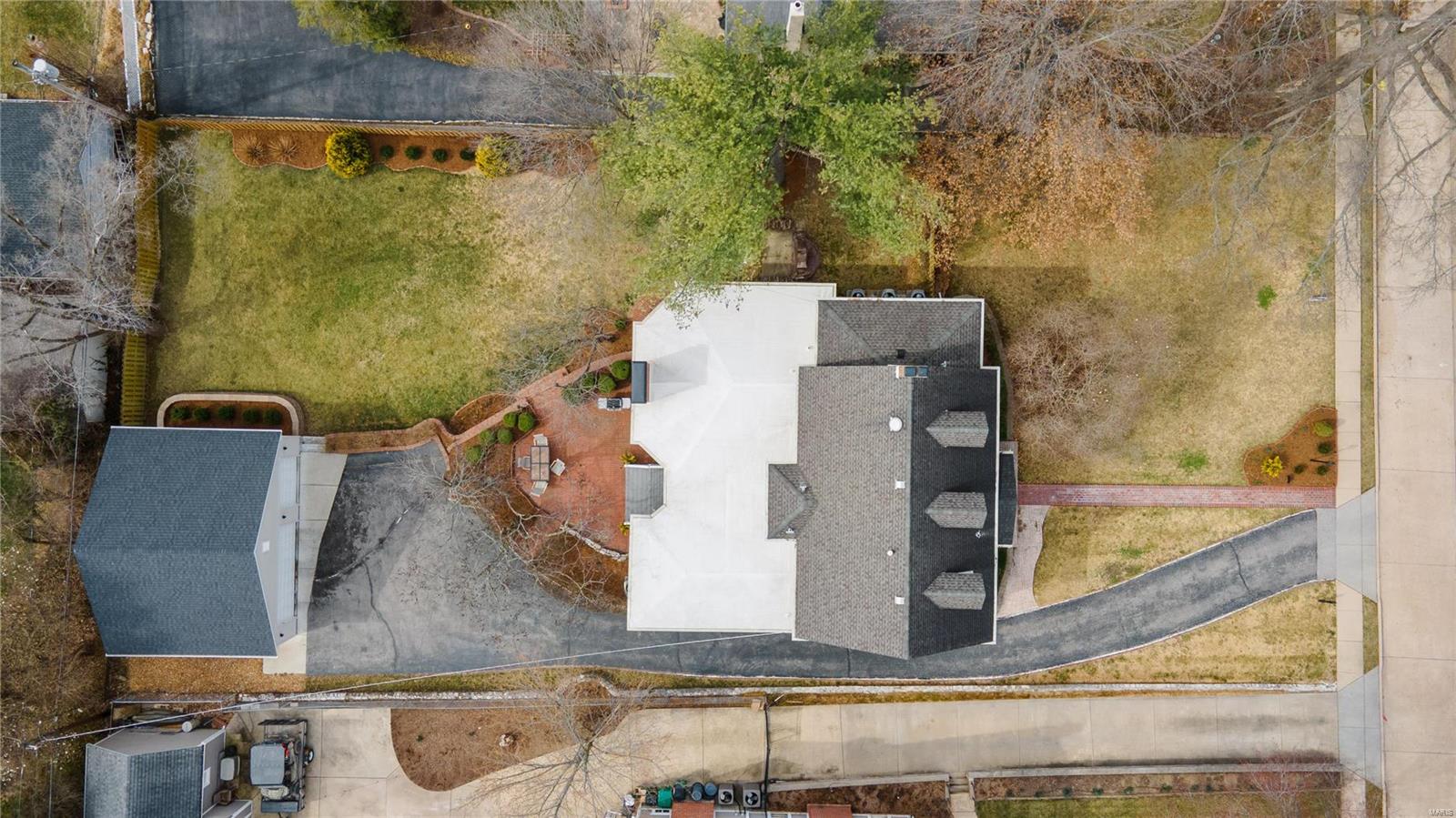 Thompson Amd - Residential