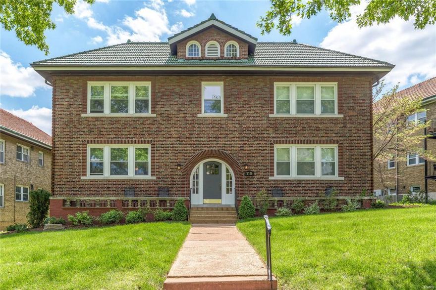 5-star 4-family in the heart of Clayton. This bright, updated building has 4, 2 bed/ 1 bath units with refinished hardwood floors throughout. The kitchens are beautiful white cabinetry, stainless steel appliances, travertine floors, granite countertops and generous storage. The bathrooms also boasts granite counters and beautiful fixtures. All bedrooms have ceiling fans and large closets. New thermal windows and freshly decorated. Very clean, bright basement with individual laundry facilities provided for each tenant. Each unit also includes 1 assigned garage space. Within walking distance to public transportation, restaurants and shopping. Tennant responsible for gas and electric.