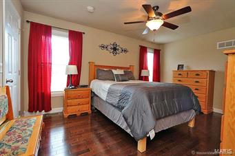 Twin Oaks - Residential