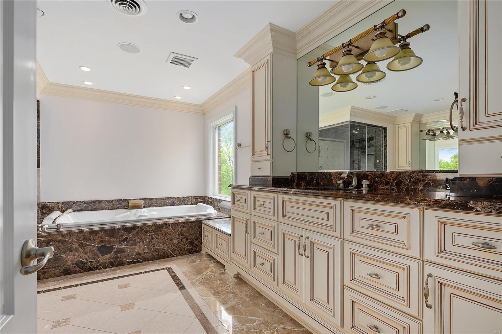 Bellerive Country Club Grounds Lts 6 - Residential