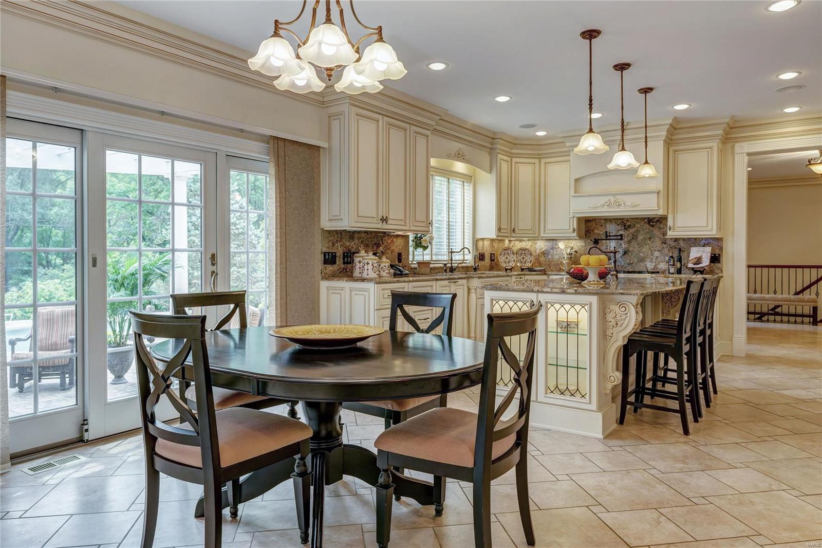 Bellerive Country Club Grounds Lts 6 - Residential