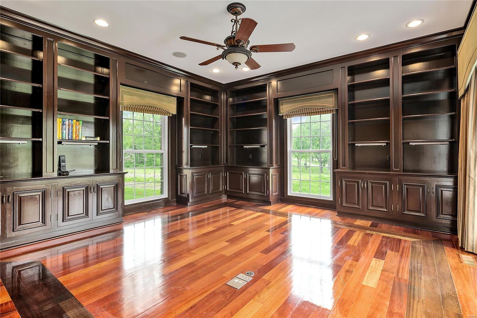 Bellerive Country Club Grounds Lts 6 - Residential