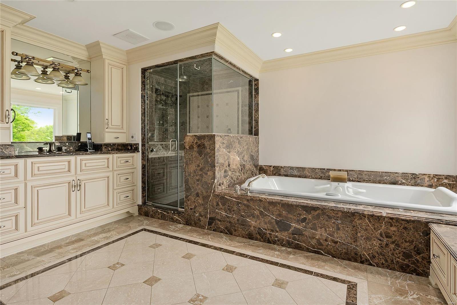 Bellerive Country Club Grounds Lts 6 - Residential