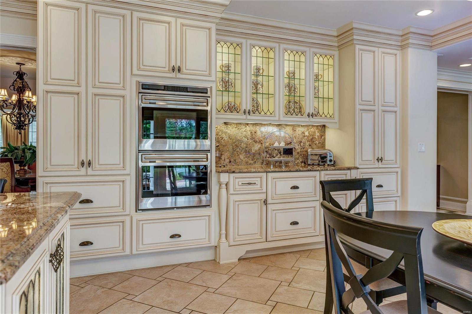 Bellerive Country Club Grounds Lts 6 - Residential