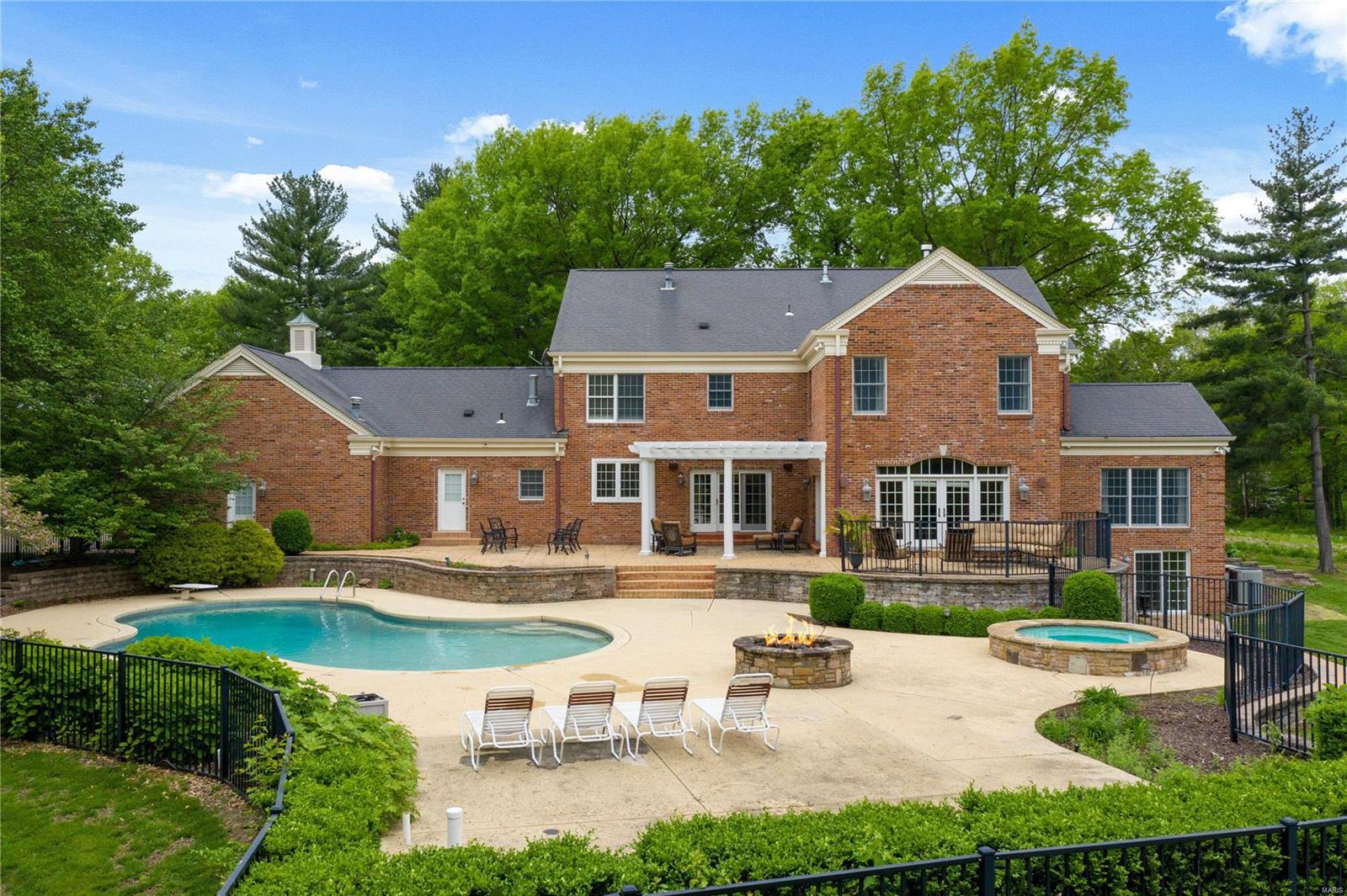 Bellerive Country Club Grounds Lts 6 - Residential