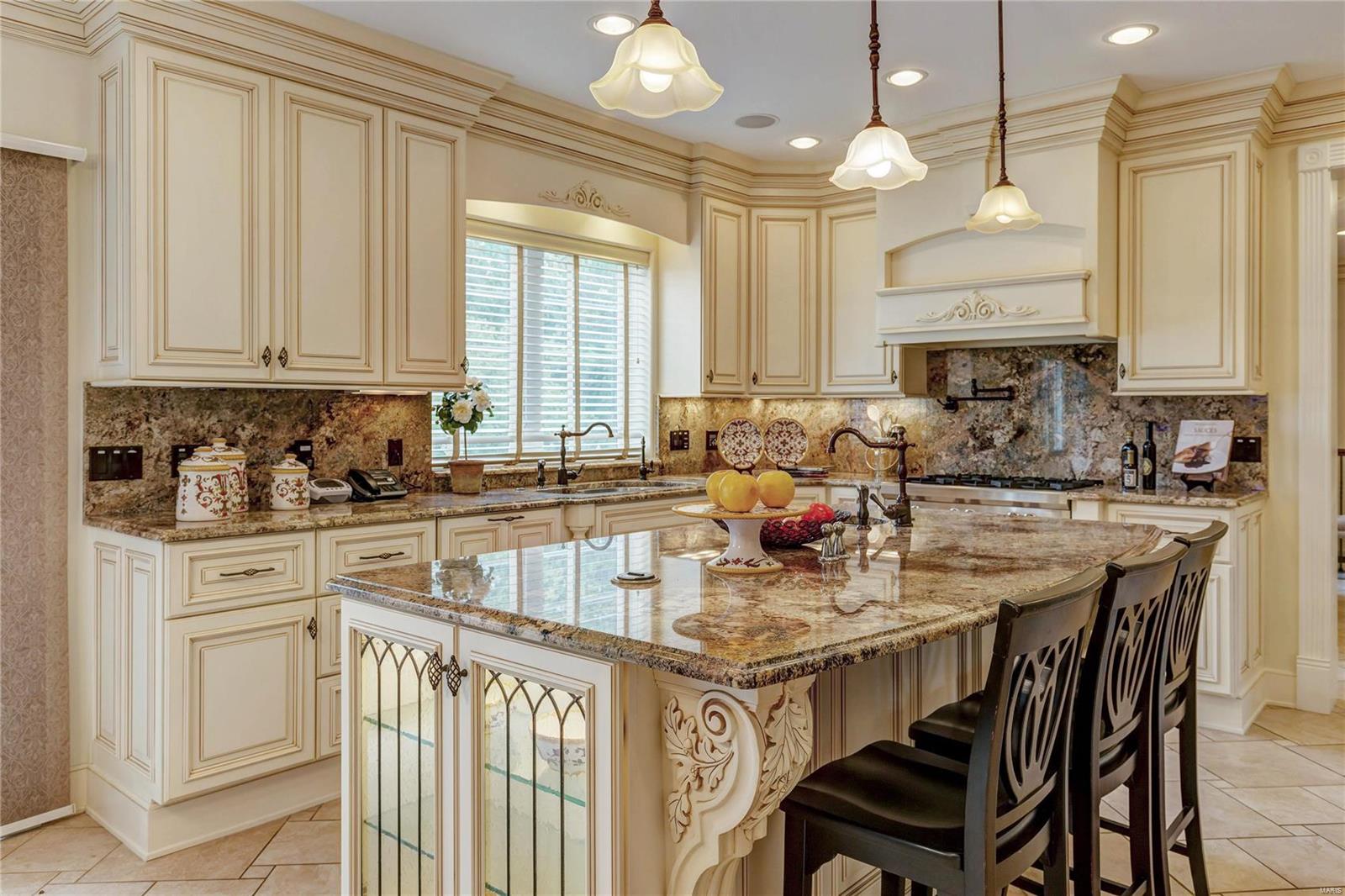 Bellerive Country Club Grounds Lts 6 - Residential