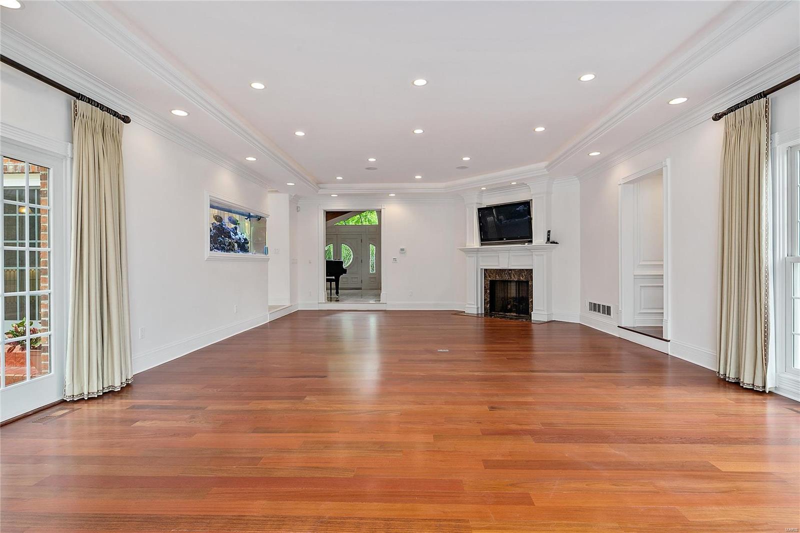 Bellerive Country Club Grounds Lts 6 - Residential