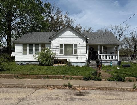 MLS: 25026847