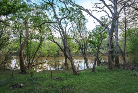 7132 Twin River Road Eureka MO 63025