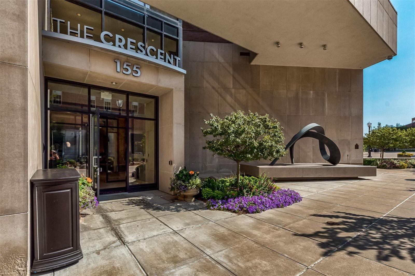 Crescent Condo - Residential