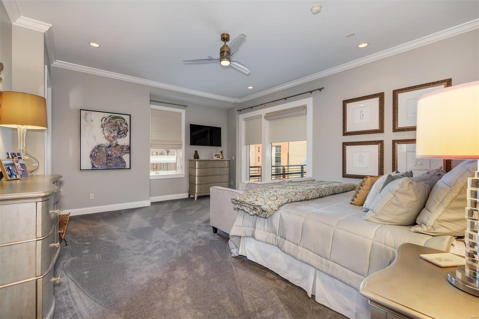 Crescent Condo - Residential