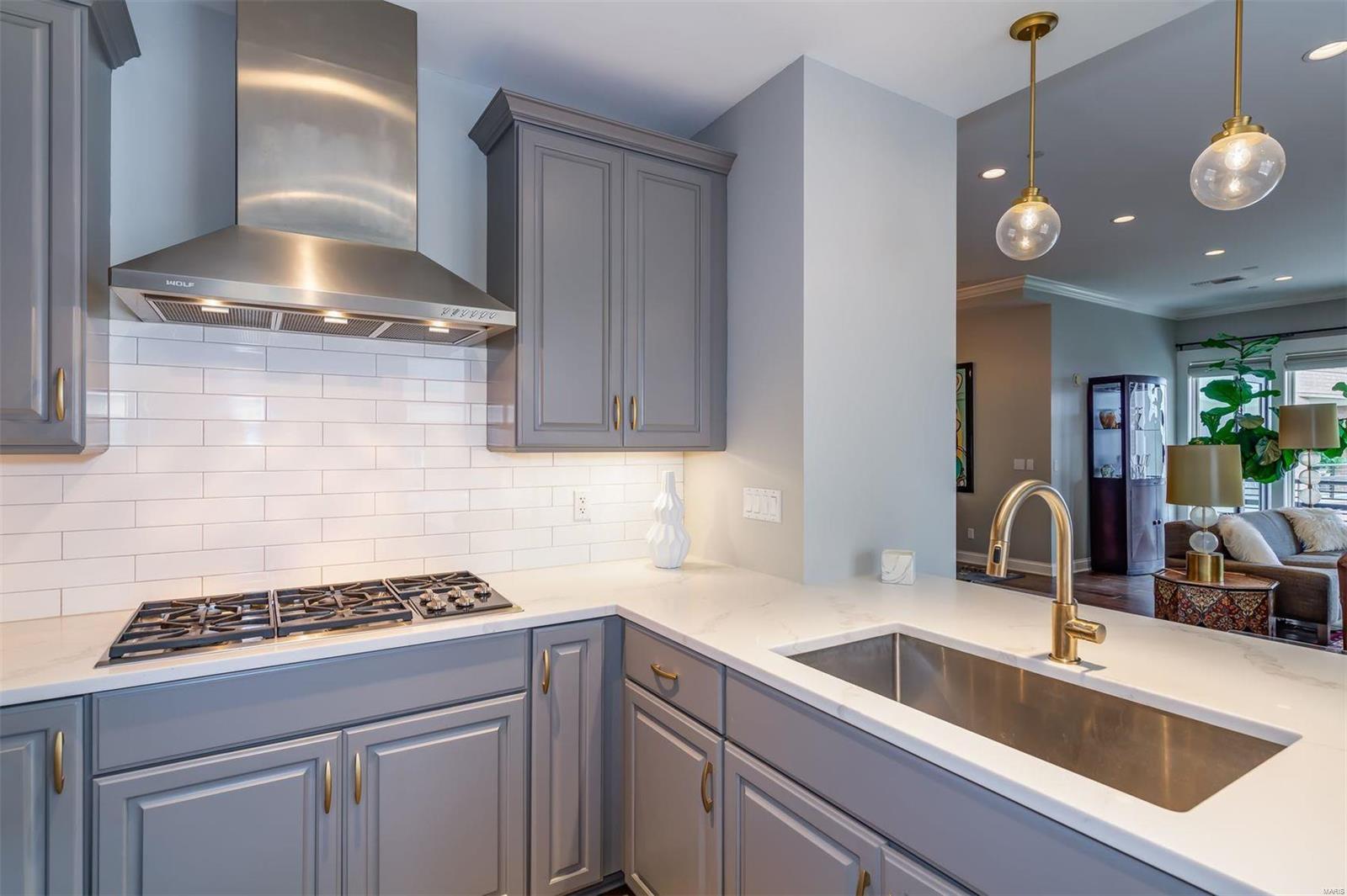 Crescent Condo - Residential