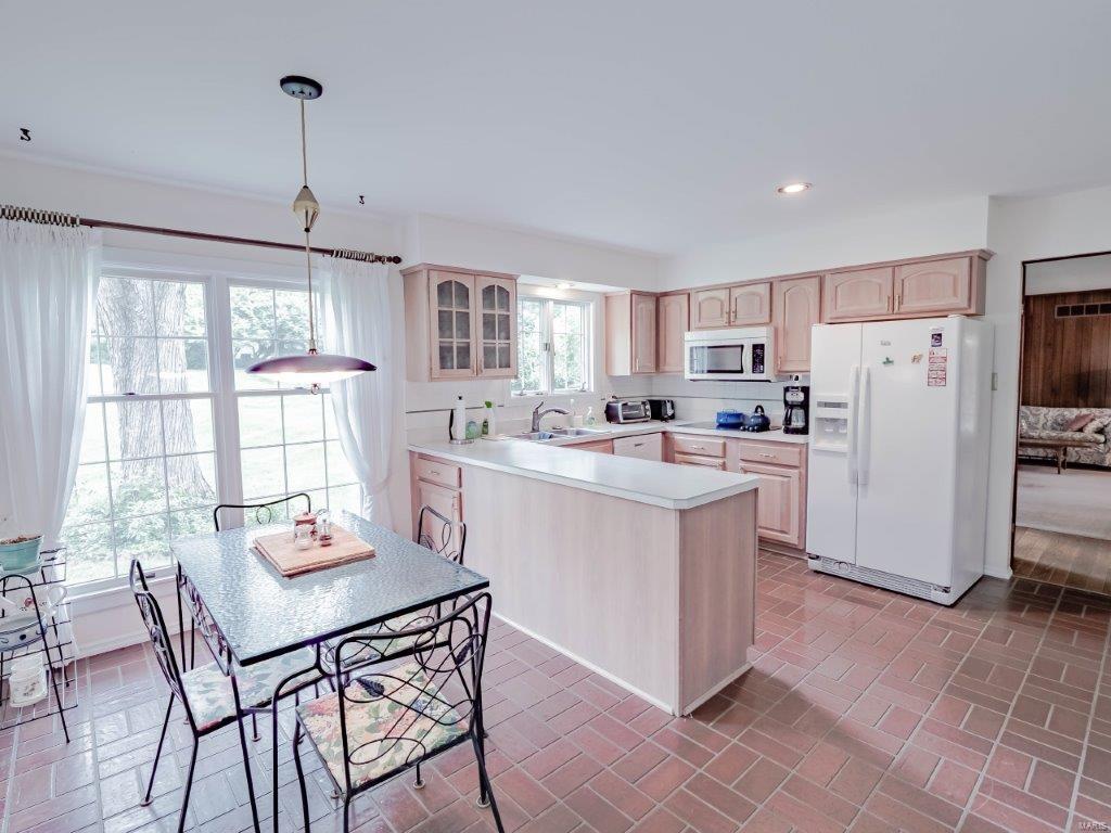 Ladue Trails Sec Of The Village Of - Residential