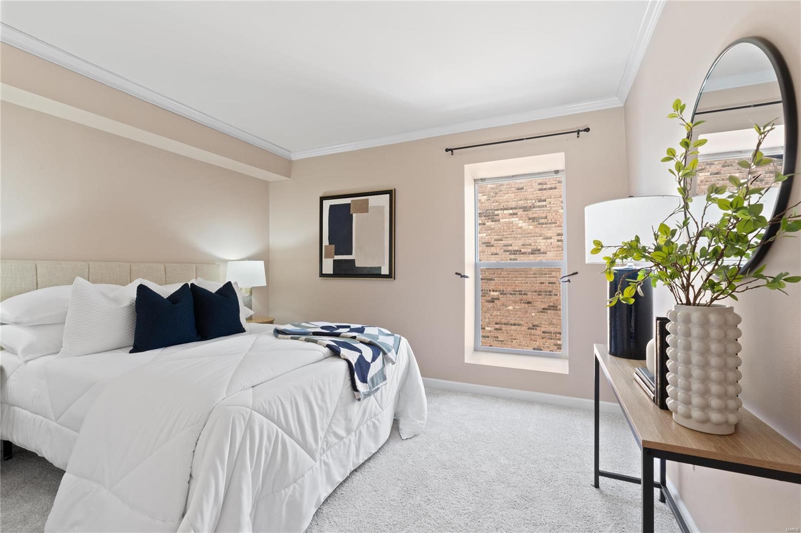 St Louis, Missouri 63122, United States, 2 Bedrooms Bedrooms, ,1 BathroomBathrooms,Residential,Pending,27458