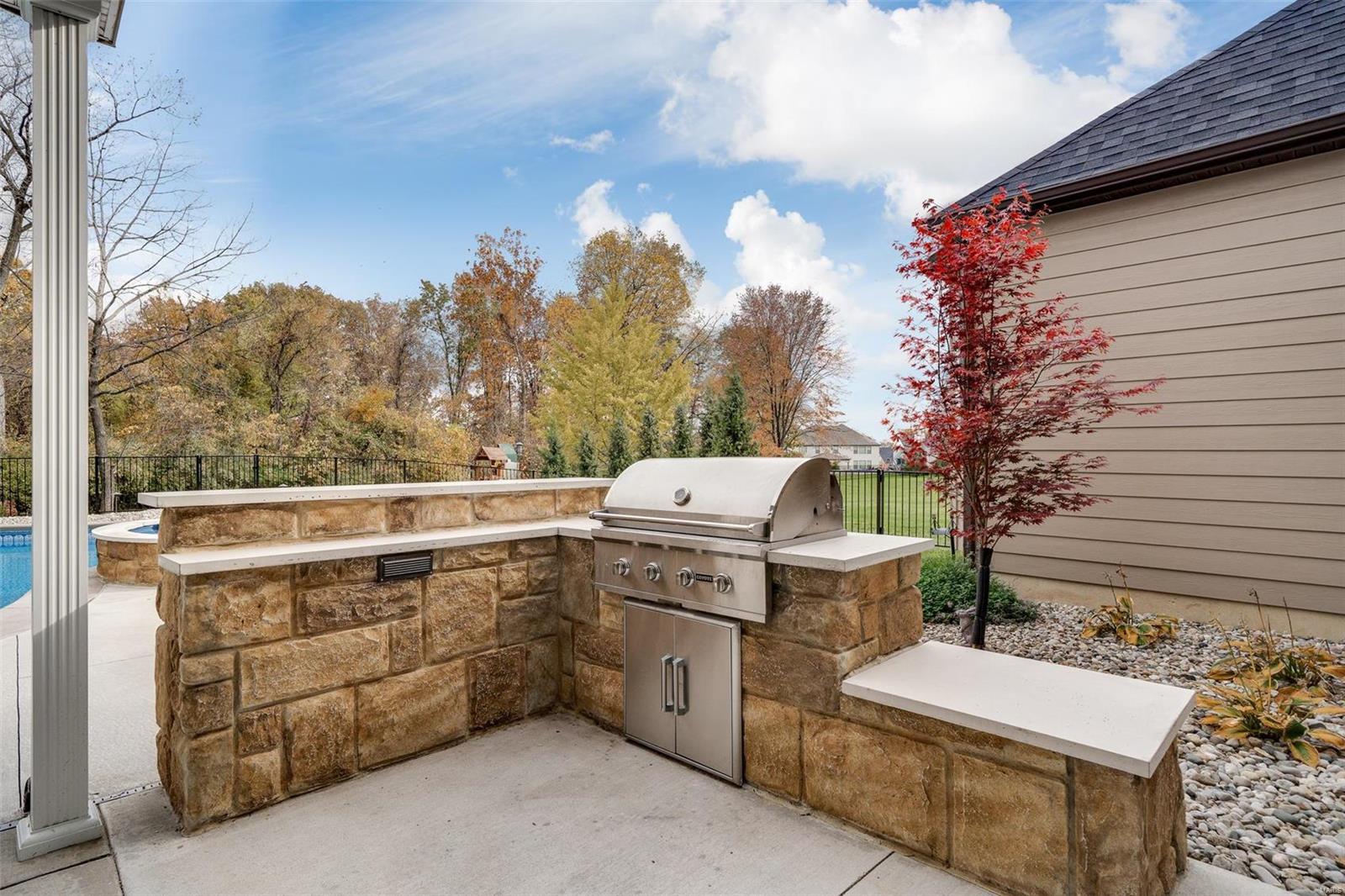 Bluffs at Windcastle - Residential