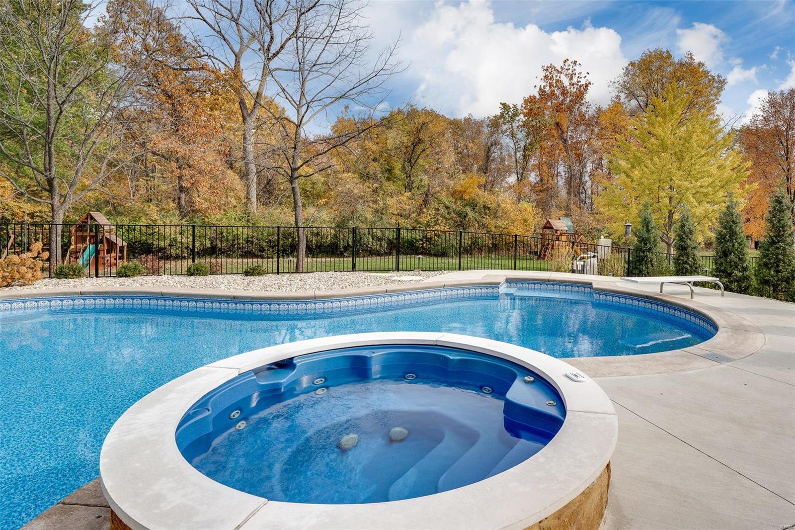 Bluffs at Windcastle - Residential