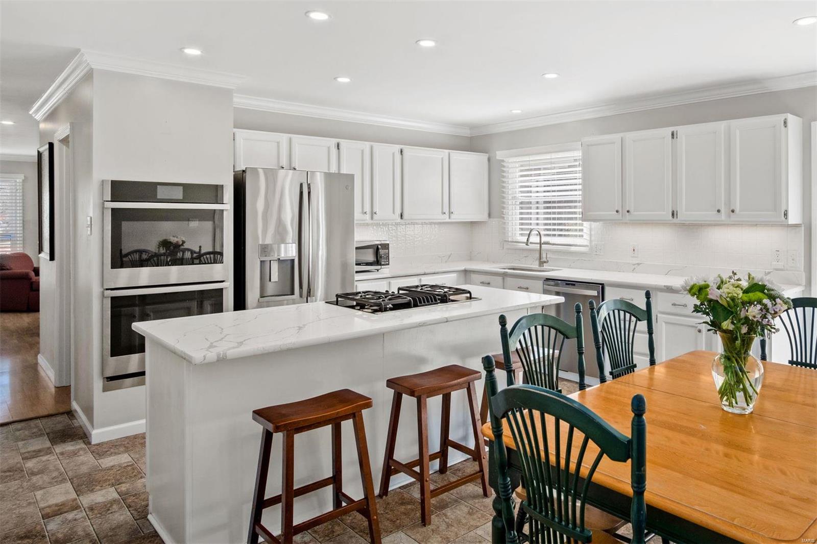 Pointe Clayton 4 - Residential
