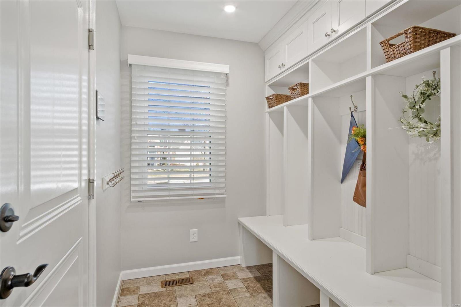 Pointe Clayton 4 - Residential