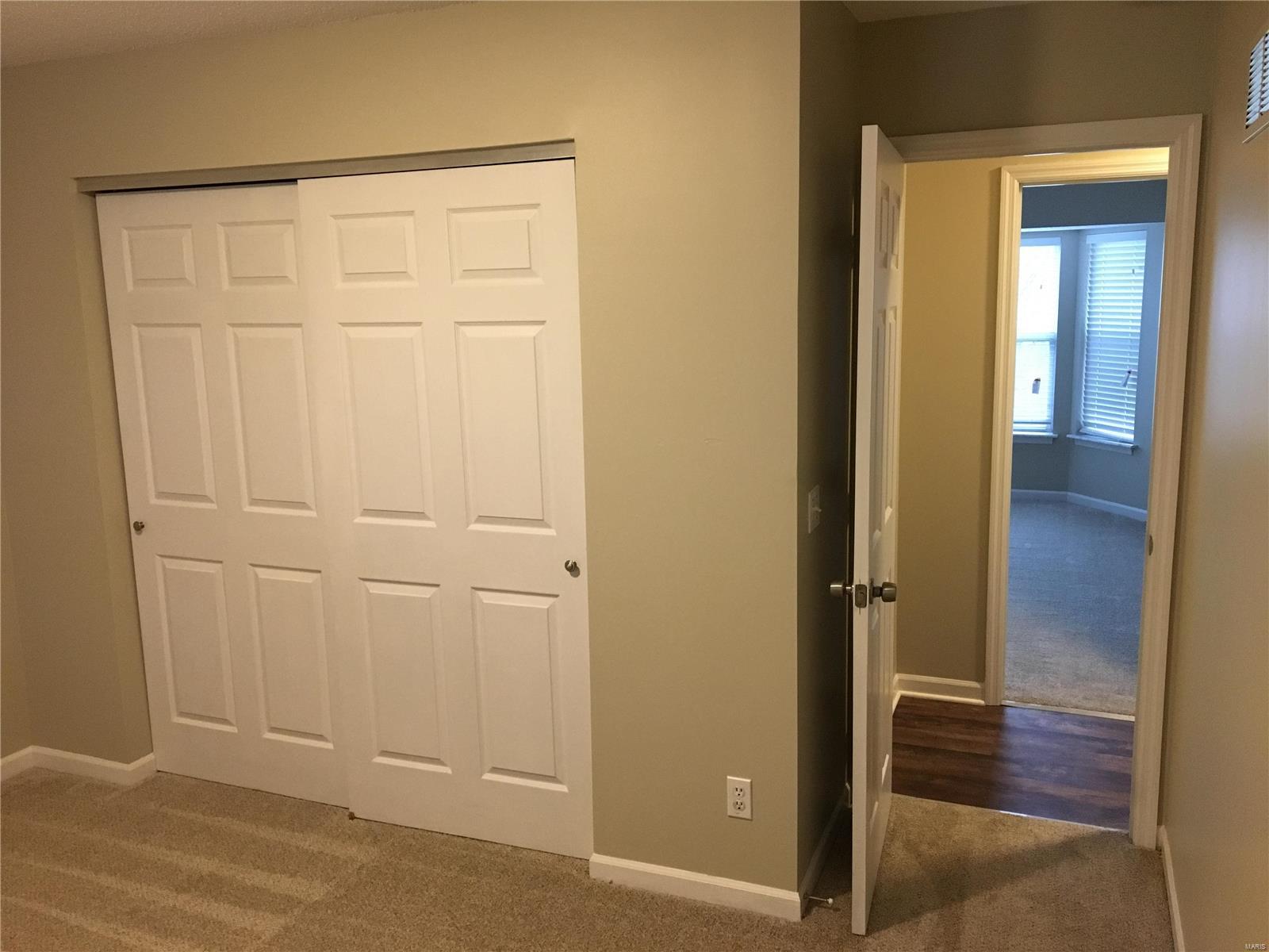 Flower Garden - Residential Lease