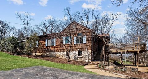 2013 Lily Avenue St Louis MO 63122