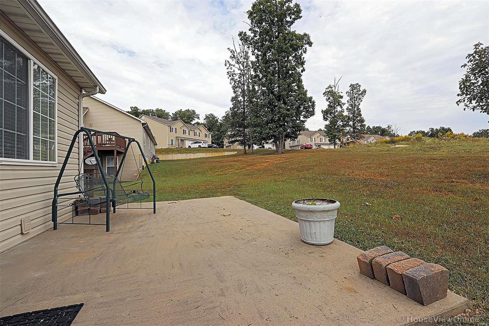 Oak Knoll Condominiums - Residential