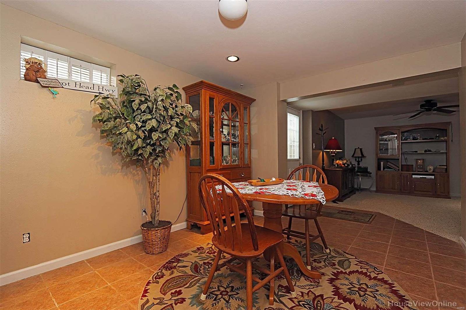 Oak Knoll Condominiums - Residential