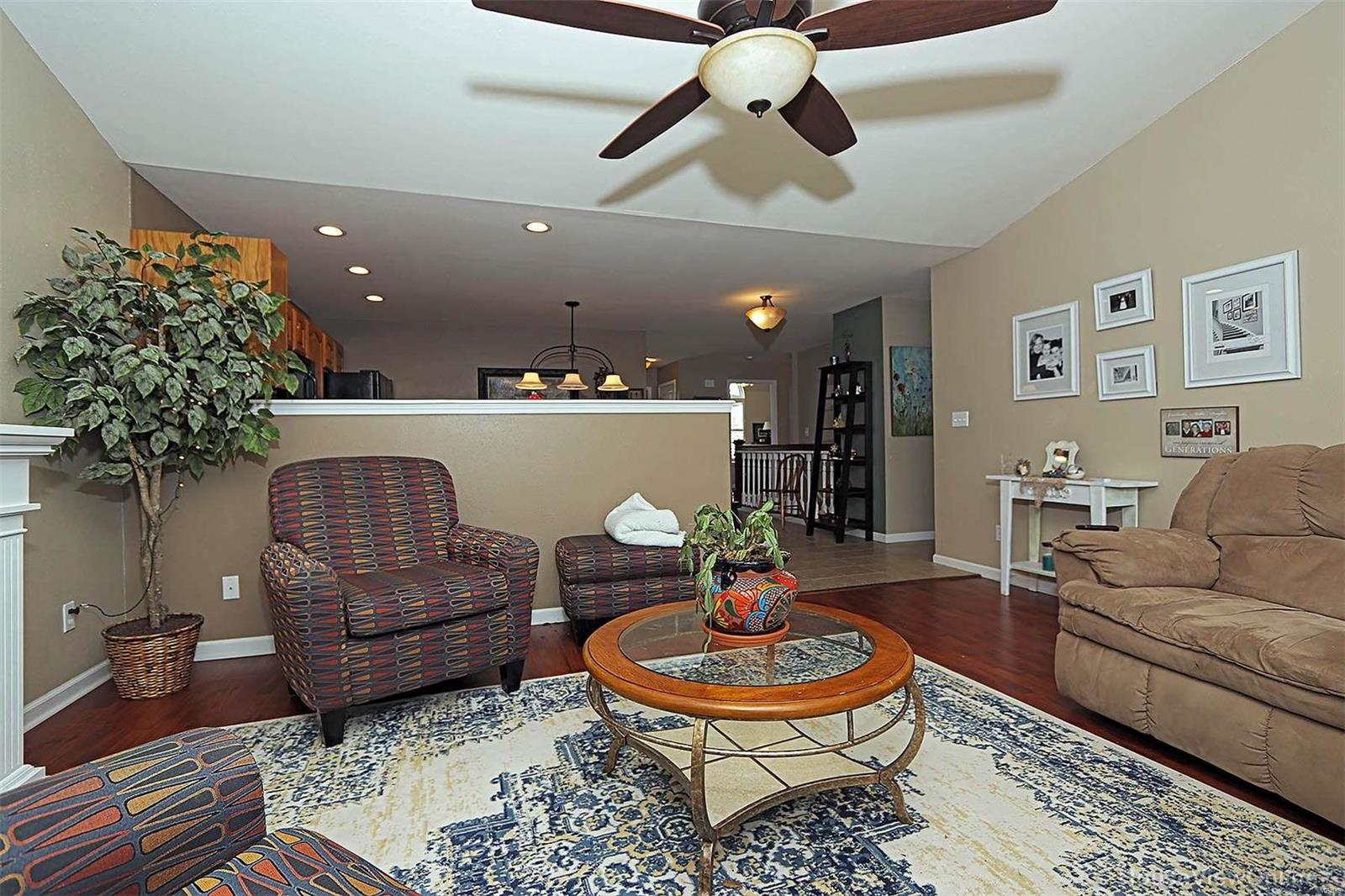 Oak Knoll Condominiums - Residential