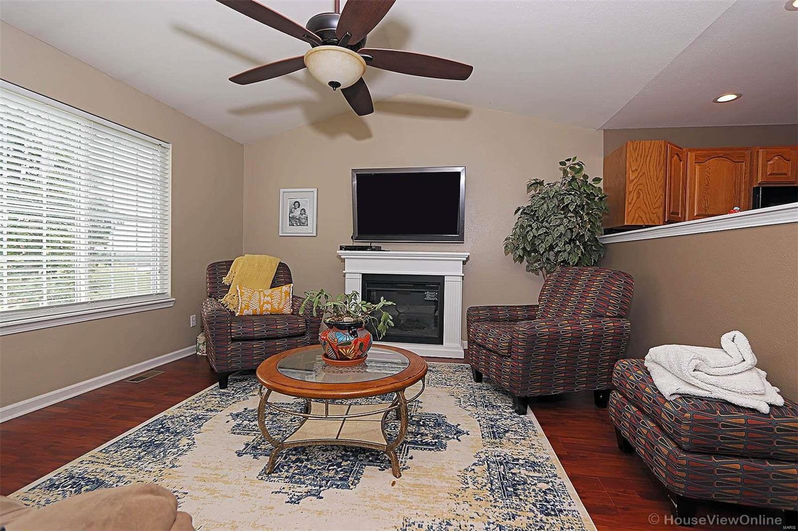 Oak Knoll Condominiums - Residential