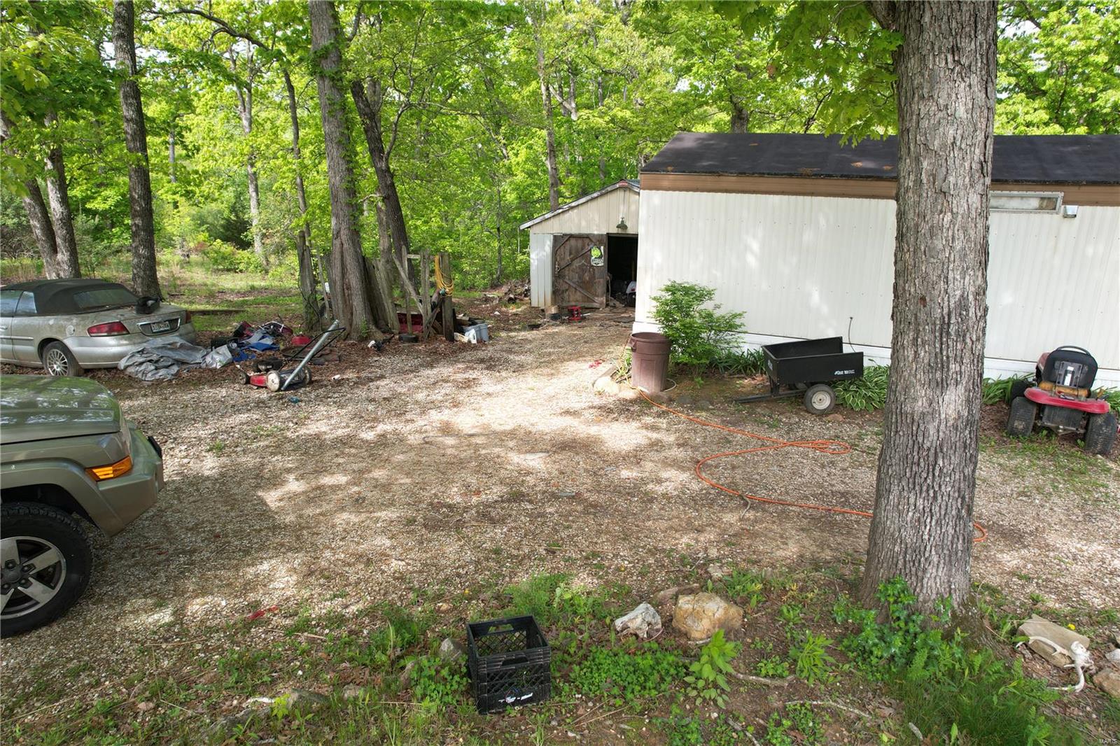 27501 Sarah Lane 40