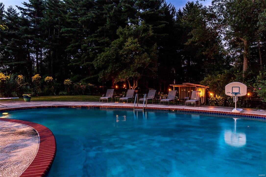 Section 19 Township 45 R 6 - Residential